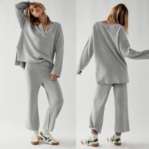 Free People Light Gray V-Neck Sweater Set